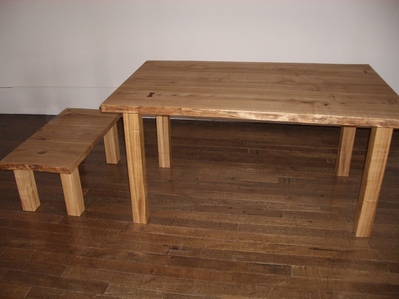 栗の木のテーブル